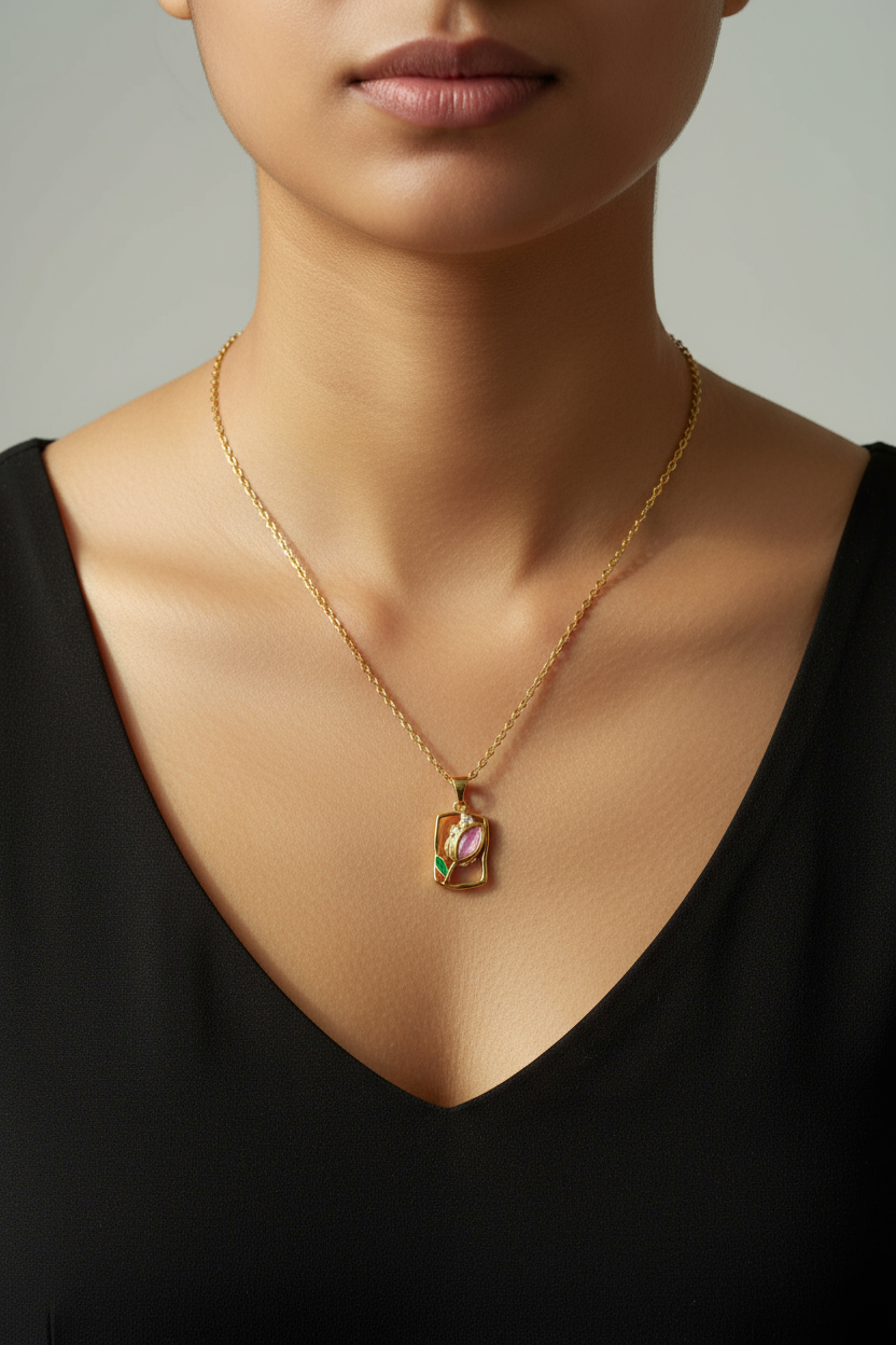 The Rose Pendant Necklace